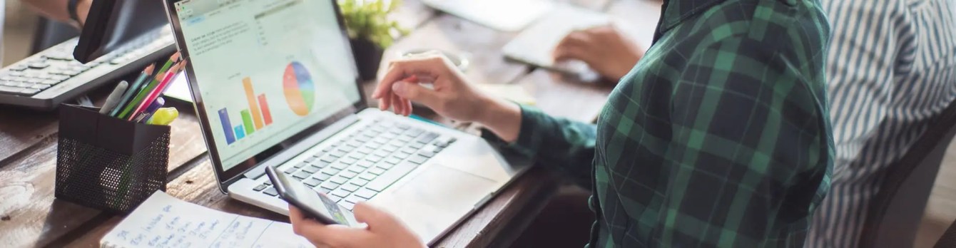 Tools and Programming Languages for Data Analytics